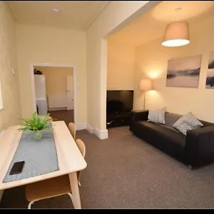 Apartment Beautiful 4 Bedroom Victorian Sleeps 7 Stockport, Manchester